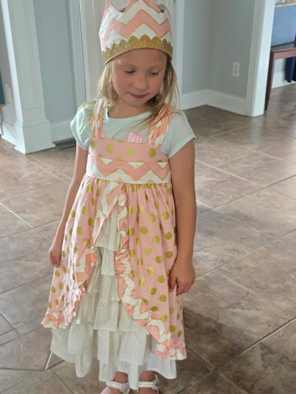 Girls princess birthday dress fits 6/7 handmade no tags